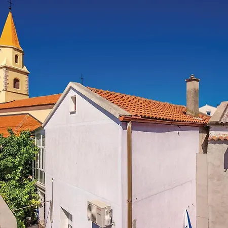 Holiday home Beautiful In With Wifi Grizane-Belgrad