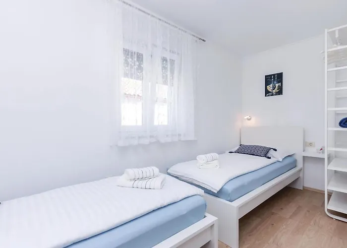 Casa vacanze 3 Bedroom Stunning In Grižane