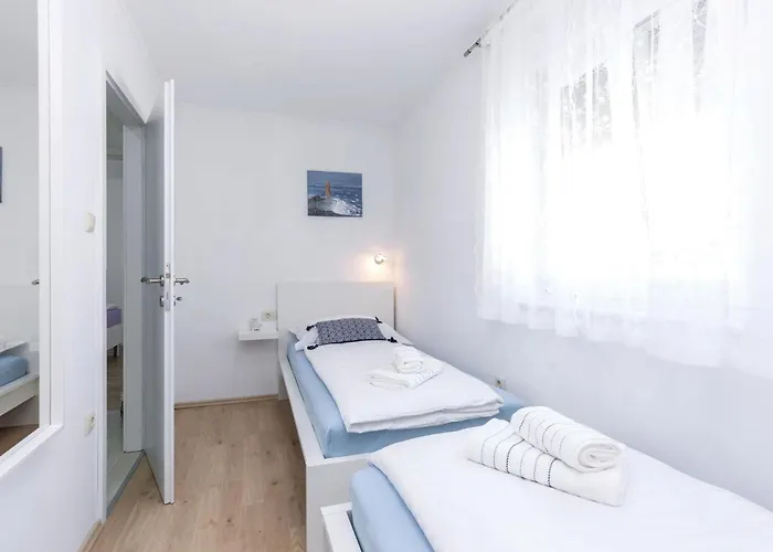 3 Bedroom Stunning In Casa vacanze