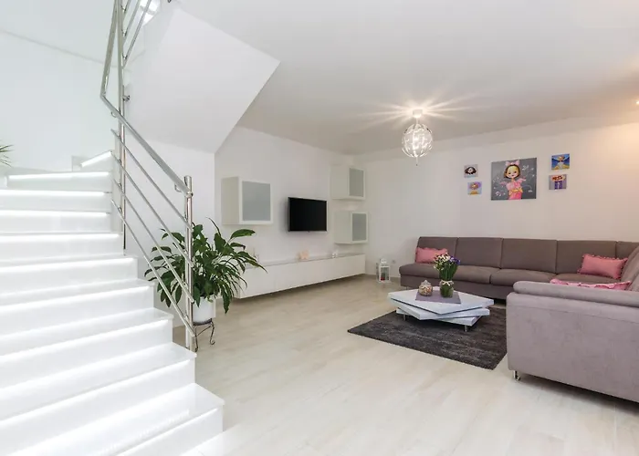 Casa vacanze 3 Bedroom Stunning In *