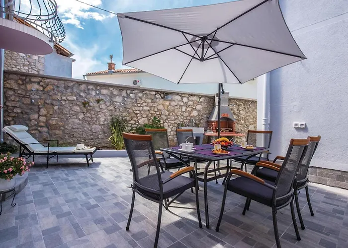 3 Bedroom Stunning In * Grižane